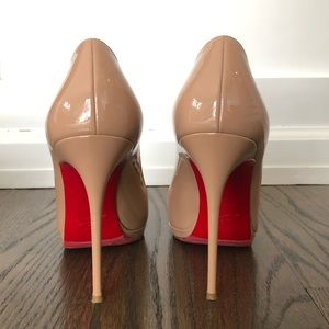 Christian Louboutin Filo Nude patent pumps